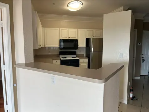 4305 Bayside Village Drive Tampa FL 33615