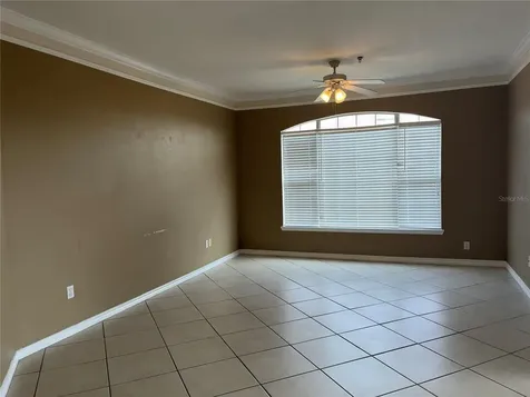 4305 Bayside Village Drive Tampa FL 33615