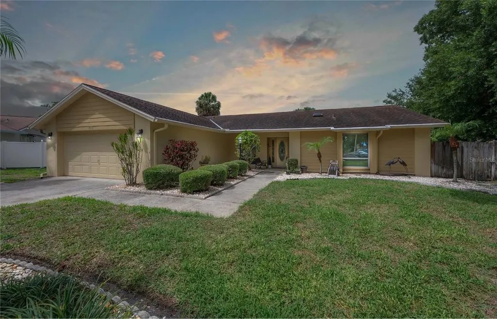 7902 Heather Court Tampa FL 33634