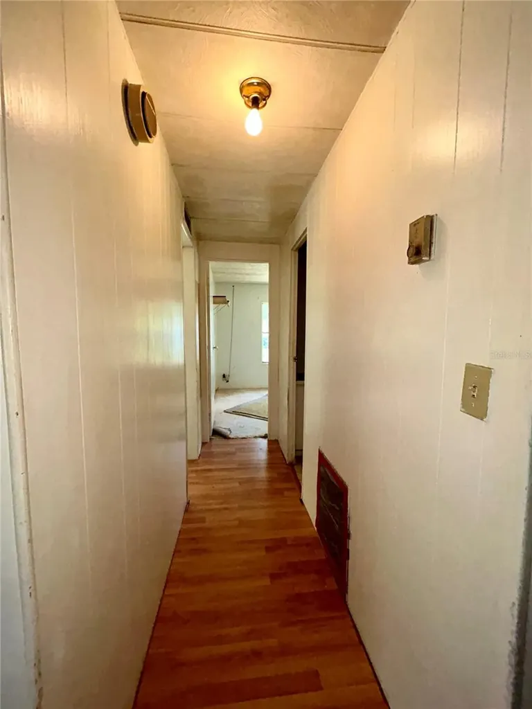11489 Cr 675 Webster FL 33597