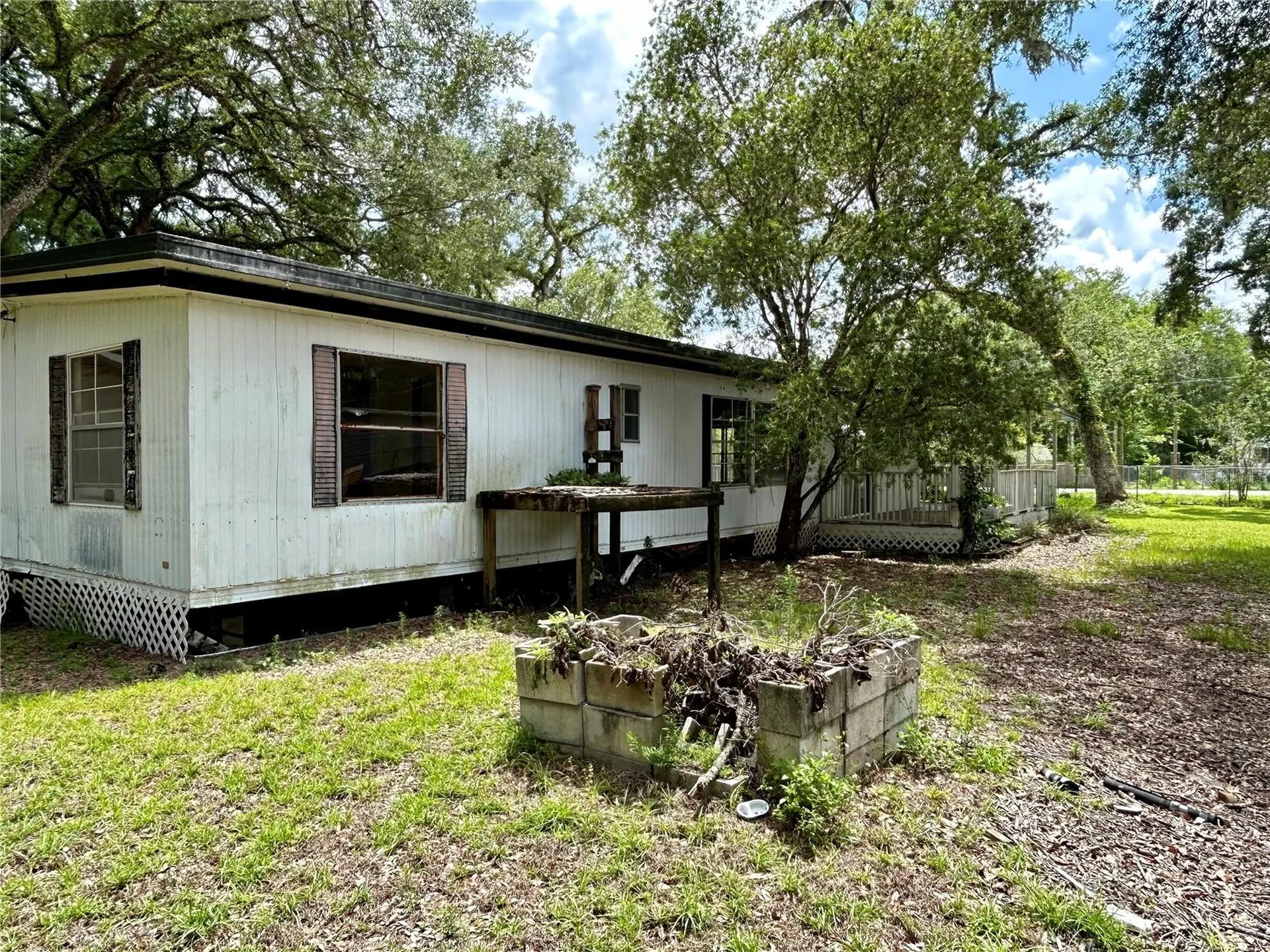 11489 Cr 675 Webster FL 33597