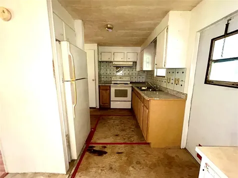 11489 Cr 675 Webster FL 33597