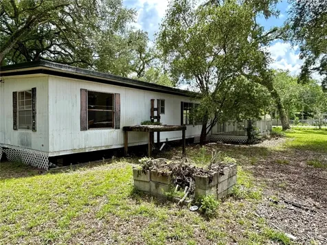 11489 Cr 675 Webster FL 33597