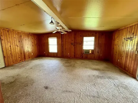 11489 Cr 675 Webster FL 33597