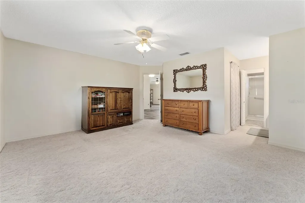 9499 SE 174th Loop Summerfield FL 34491