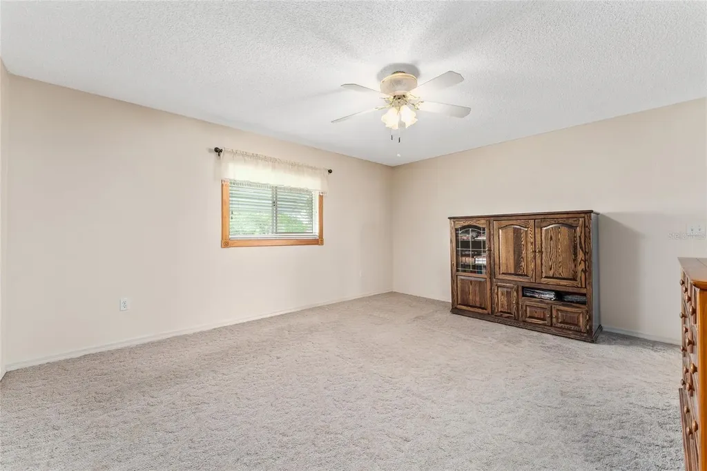 9499 SE 174th Loop Summerfield FL 34491