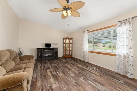 9499 SE 174th Loop Summerfield FL 34491