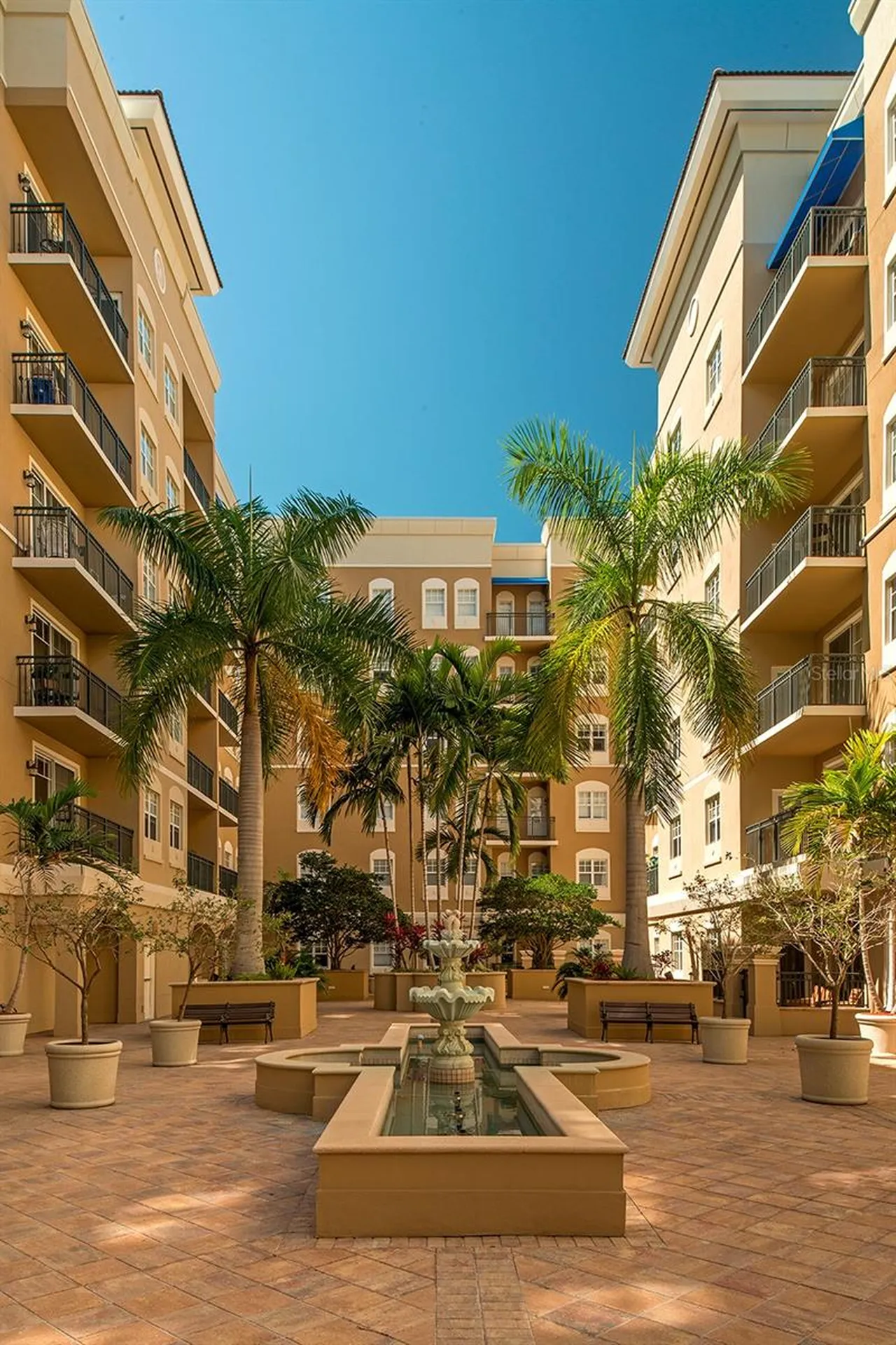 1064 N Tamiami Trail Sarasota FL 34236