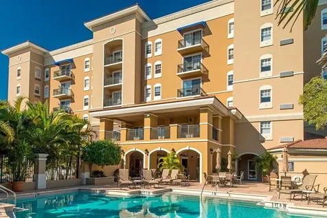 1064 N Tamiami Trail Sarasota FL 34236