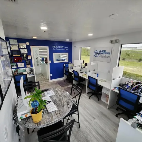 909 SW (hwy 200) 10th Street Ocala FL 34471