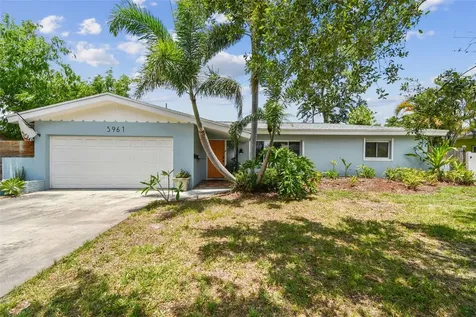 5961 36th Avenue N St Petersburg FL 33710