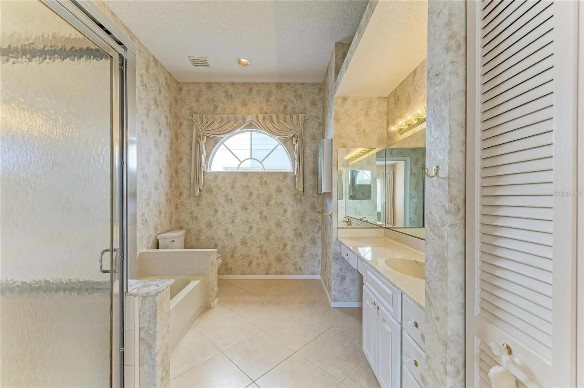 4227 Placid Drive Sarasota FL 34243