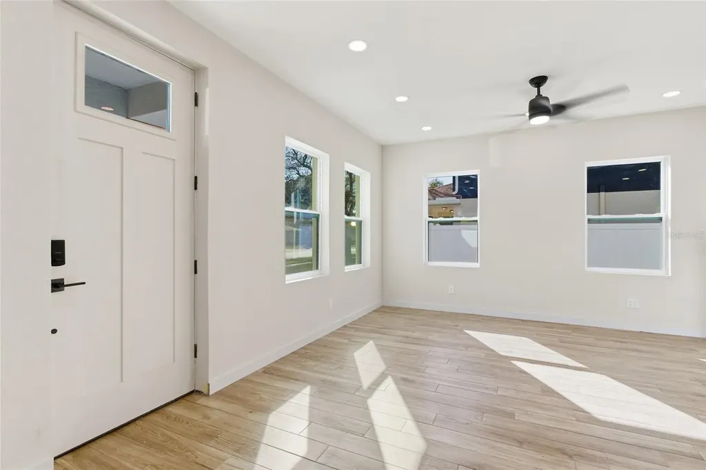 4755 11th Avenue S St Petersburg FL 33711