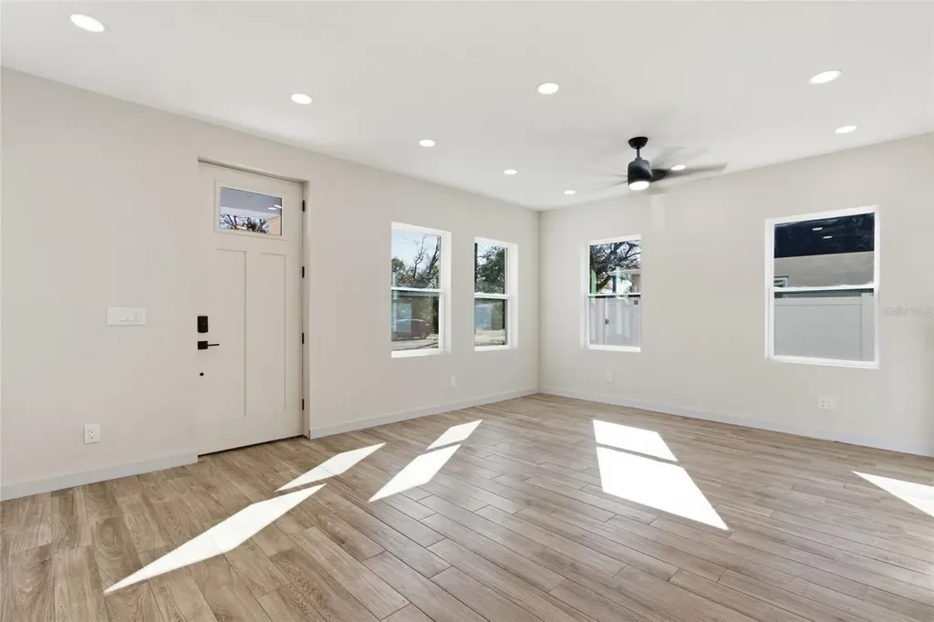 4755 11th Avenue S St Petersburg FL 33711