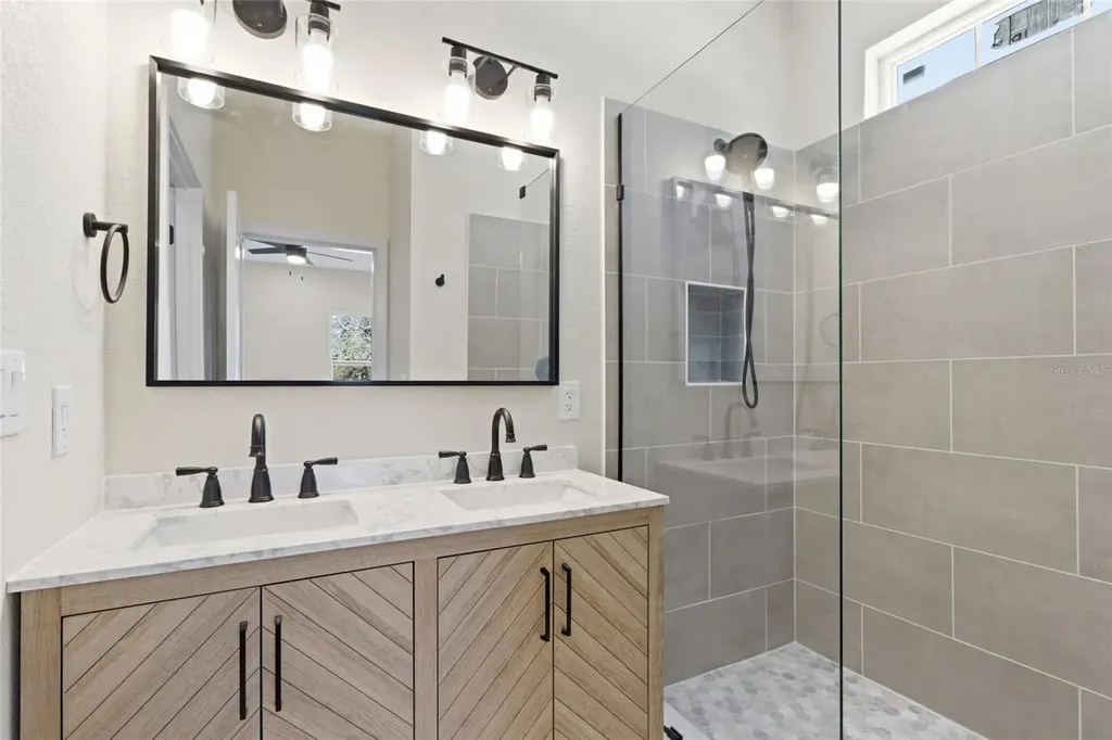 4755 11th Avenue S St Petersburg FL 33711