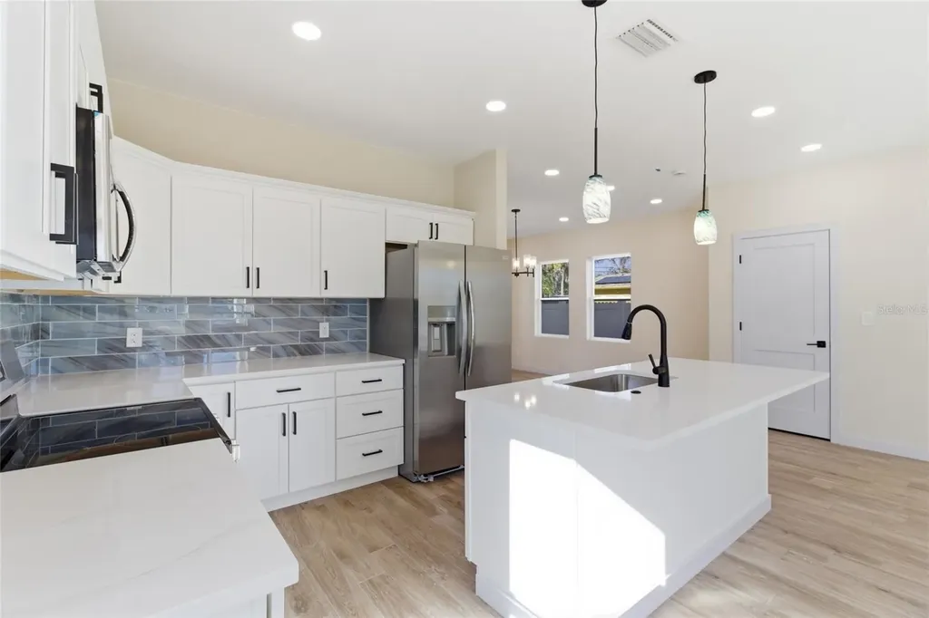 4755 11th Avenue S St Petersburg FL 33711