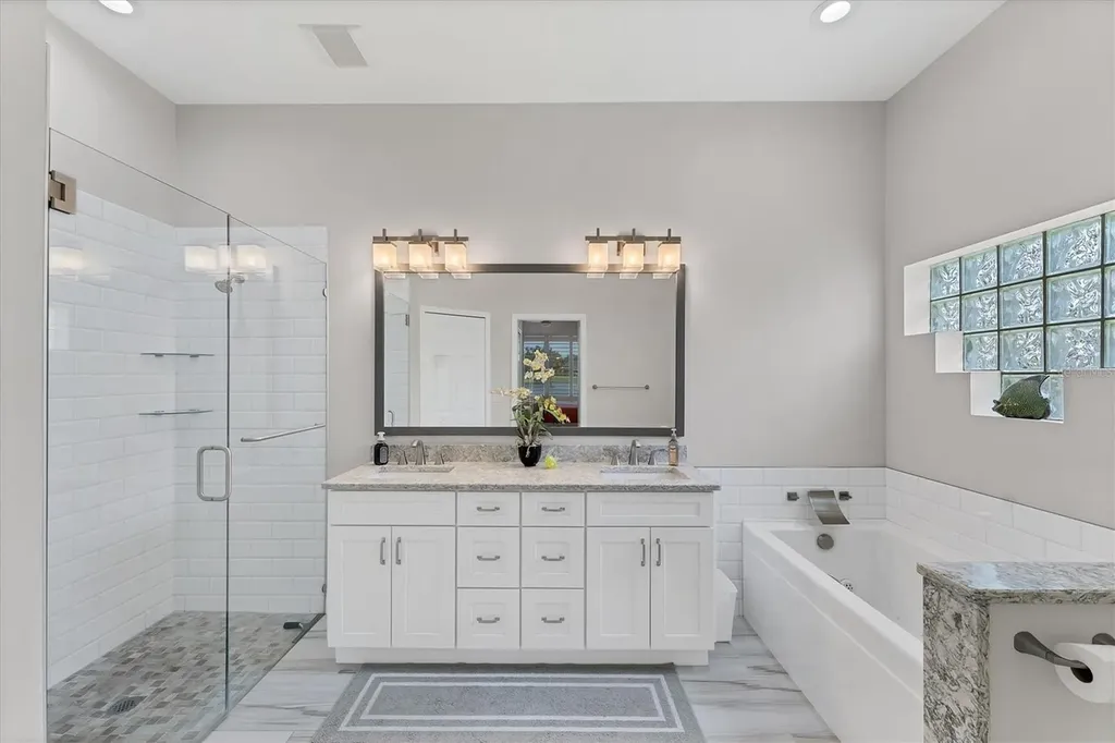 5142 51st Lane W Bradenton FL 34210