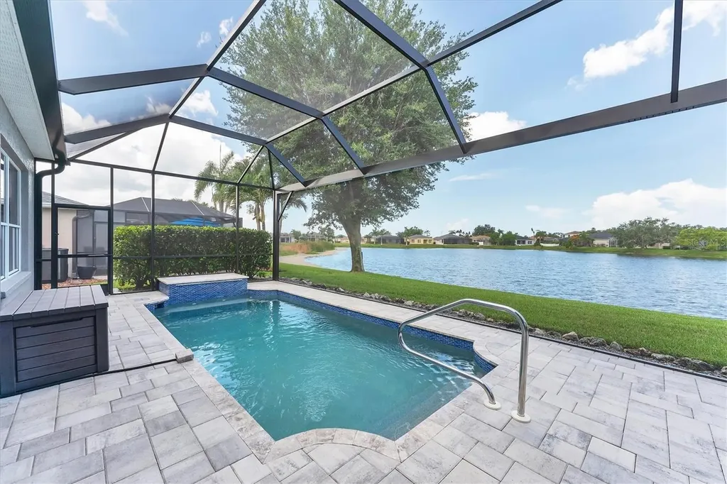 5142 51st Lane W Bradenton FL 34210