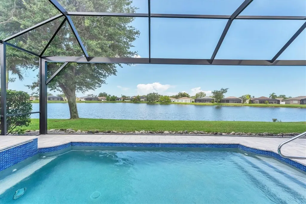 5142 51st Lane W Bradenton FL 34210