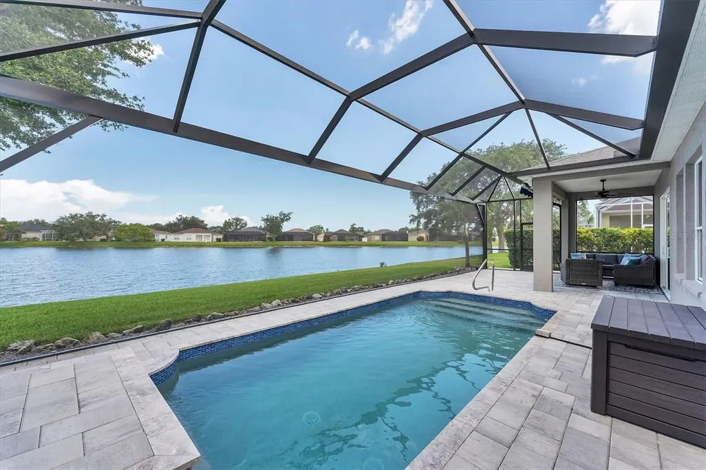 5142 51st Lane W Bradenton FL 34210