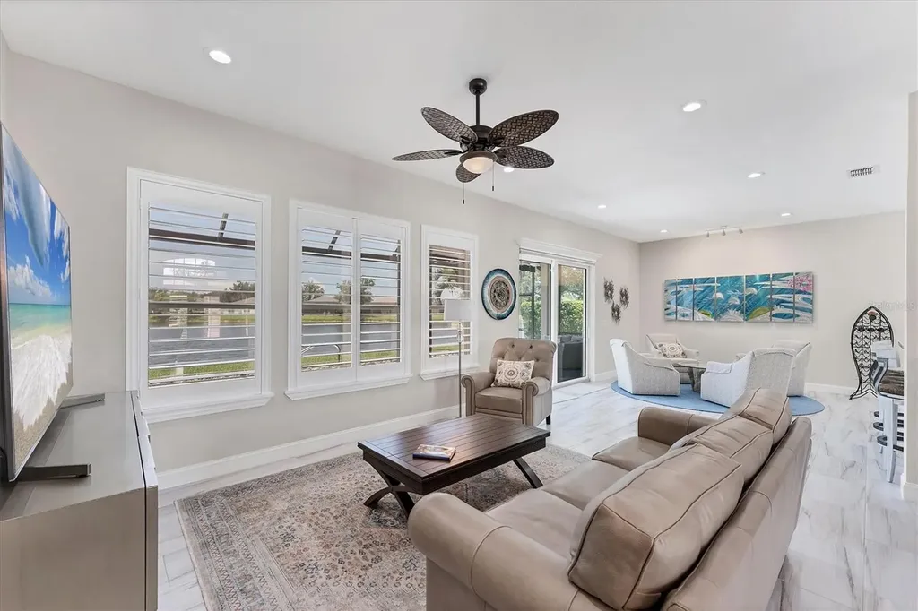 5142 51st Lane W Bradenton FL 34210