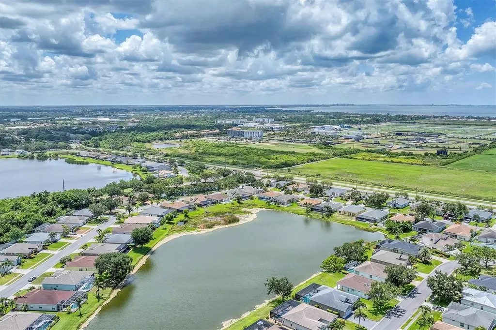 5142 51st Lane W Bradenton FL 34210