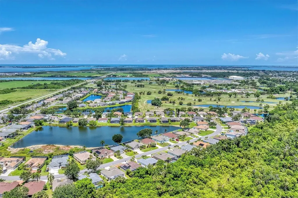5142 51st Lane W Bradenton FL 34210
