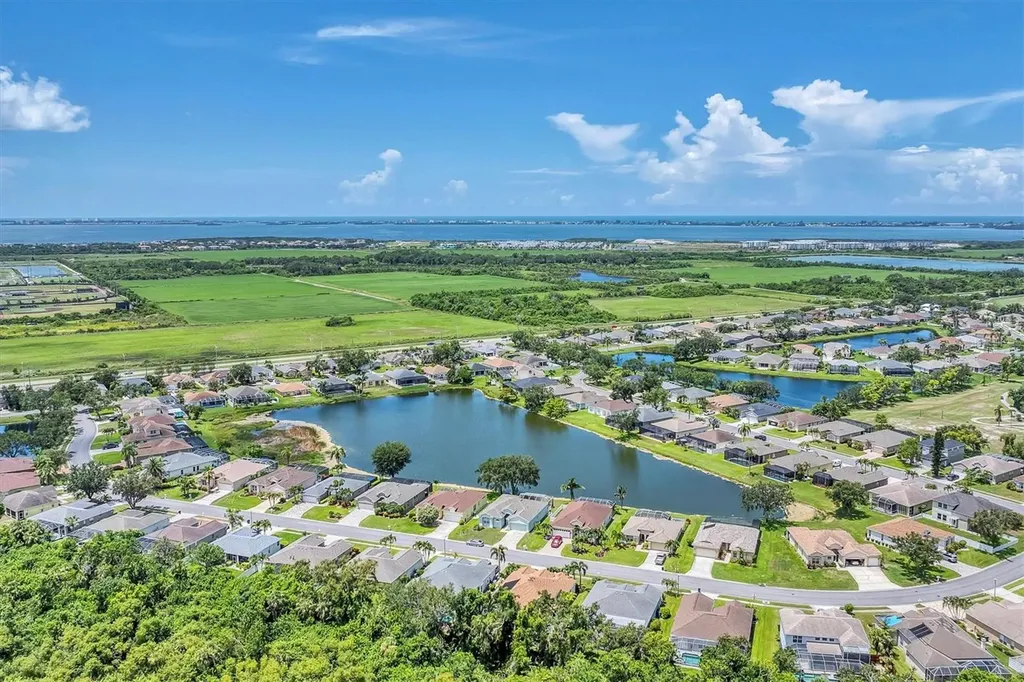 5142 51st Lane W Bradenton FL 34210