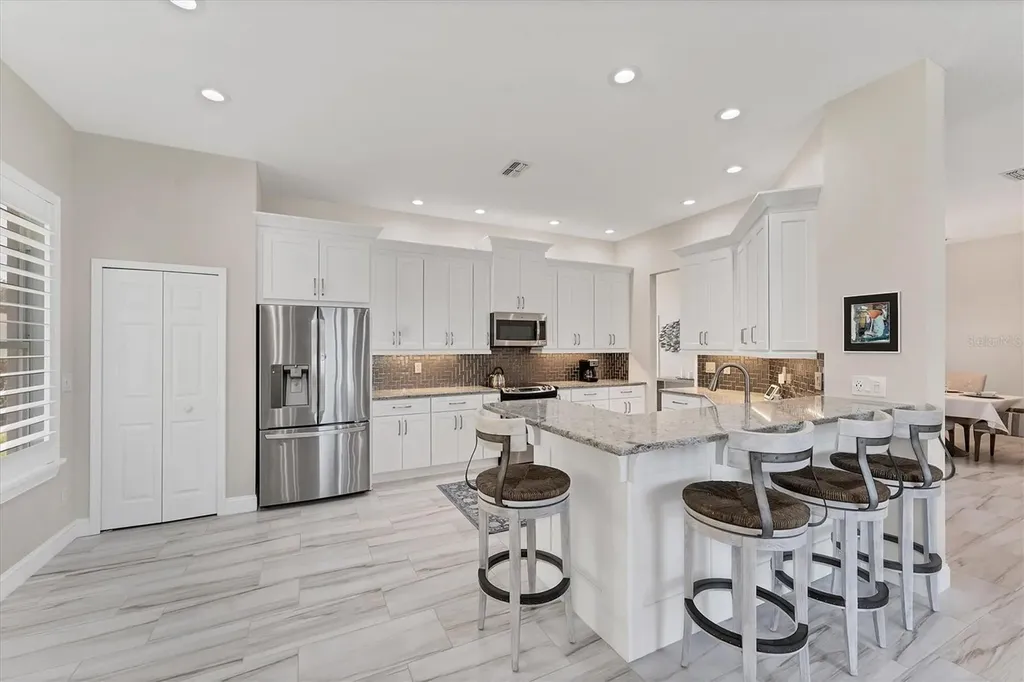 5142 51st Lane W Bradenton FL 34210