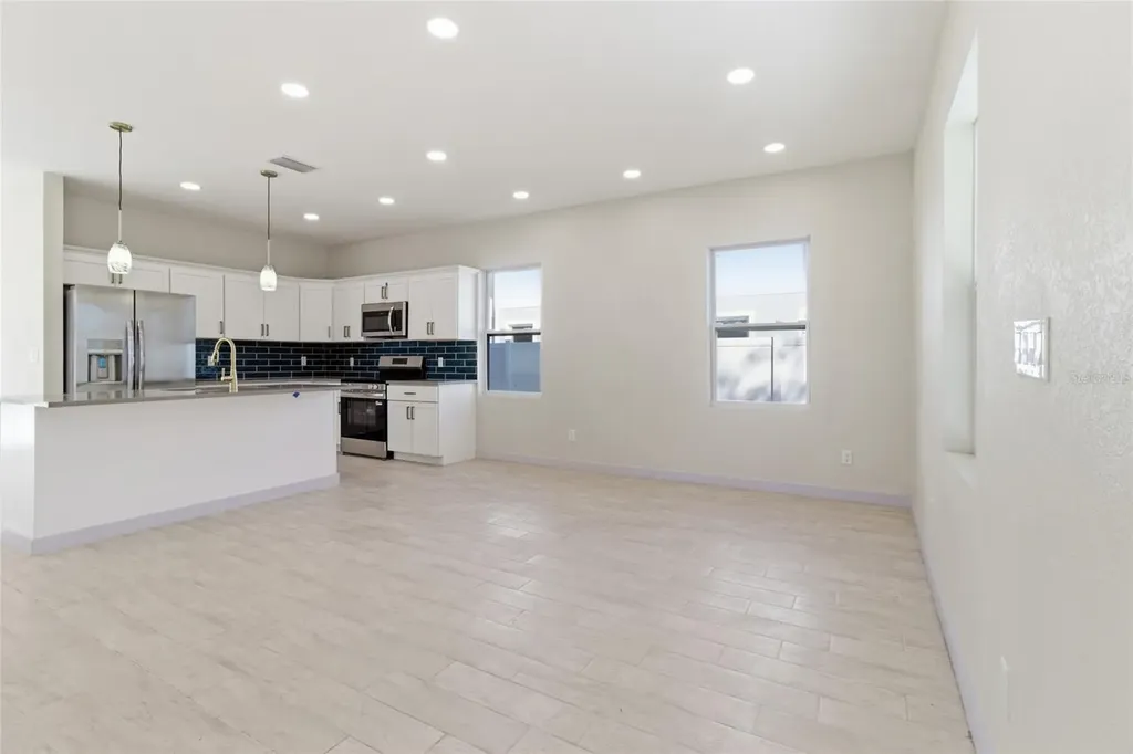 4759 11th Avenue S St Petersburg FL 33711
