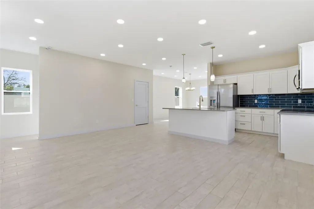 4759 11th Avenue S St Petersburg FL 33711