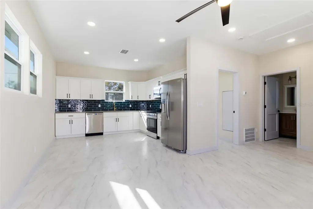 4759 11th Avenue S St Petersburg FL 33711