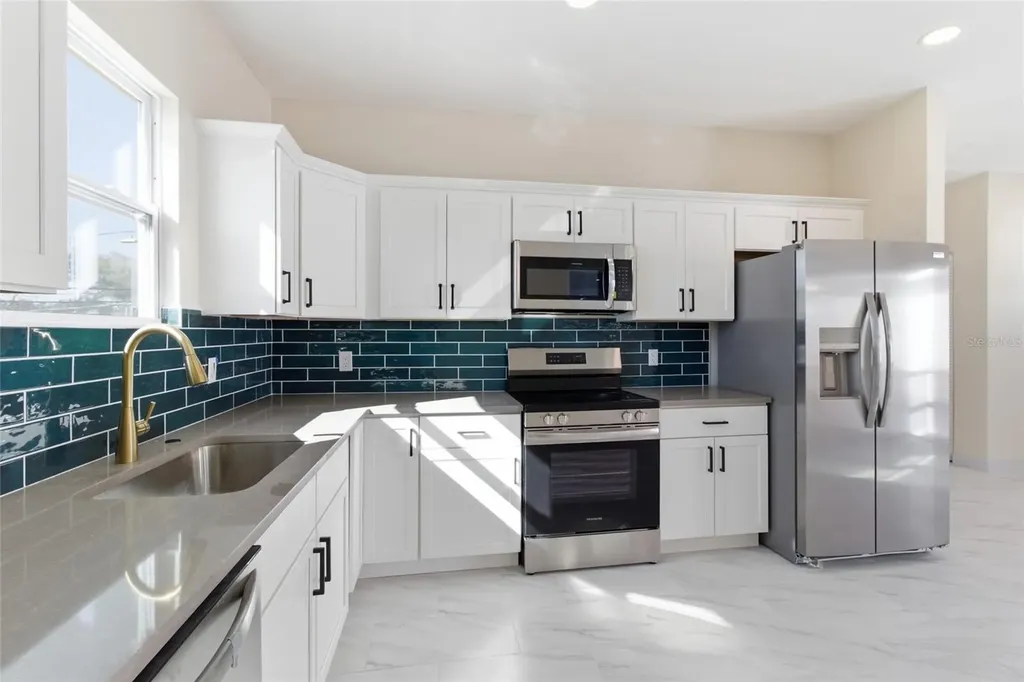 4759 11th Avenue S St Petersburg FL 33711