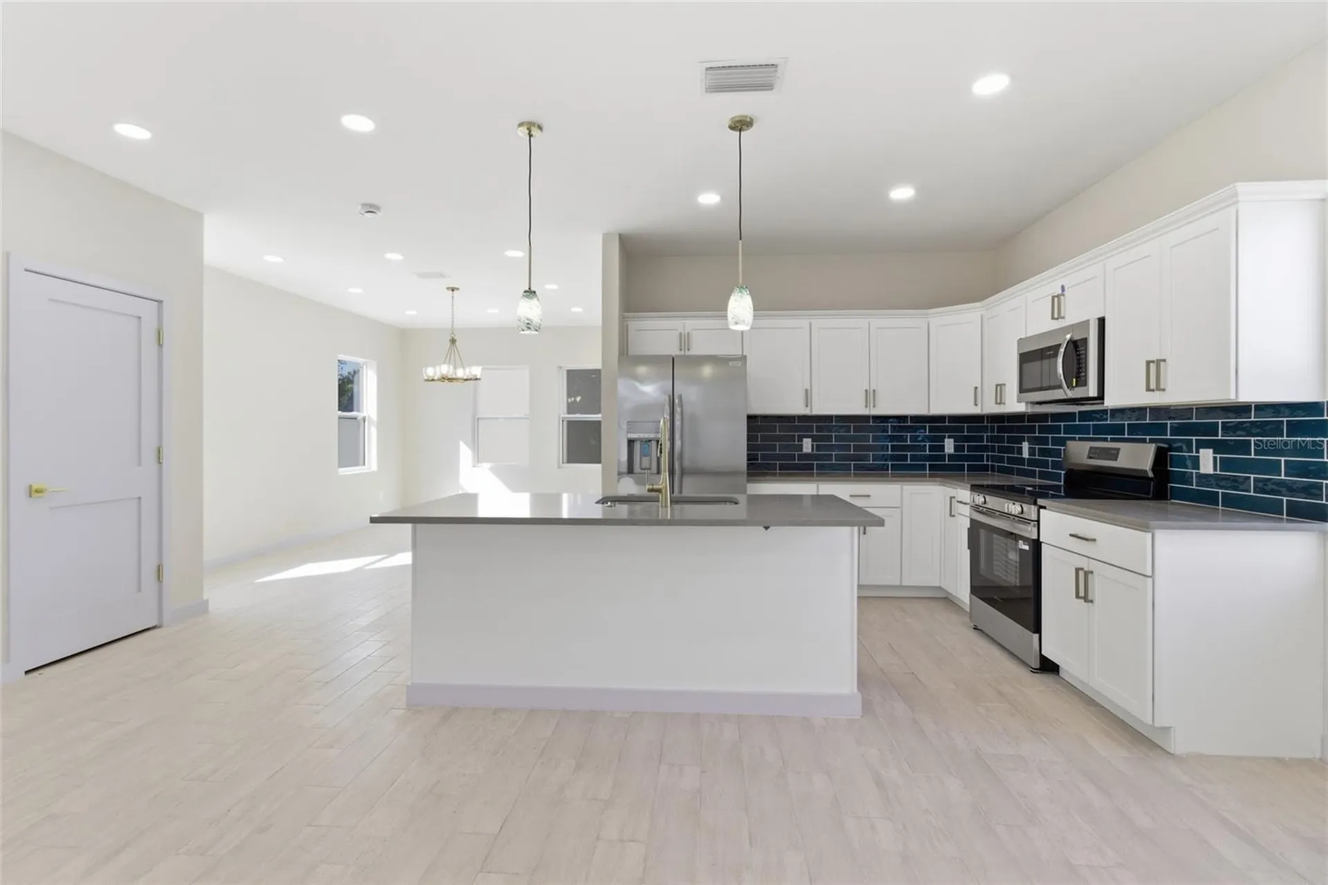 4759 11th Avenue S St Petersburg FL 33711