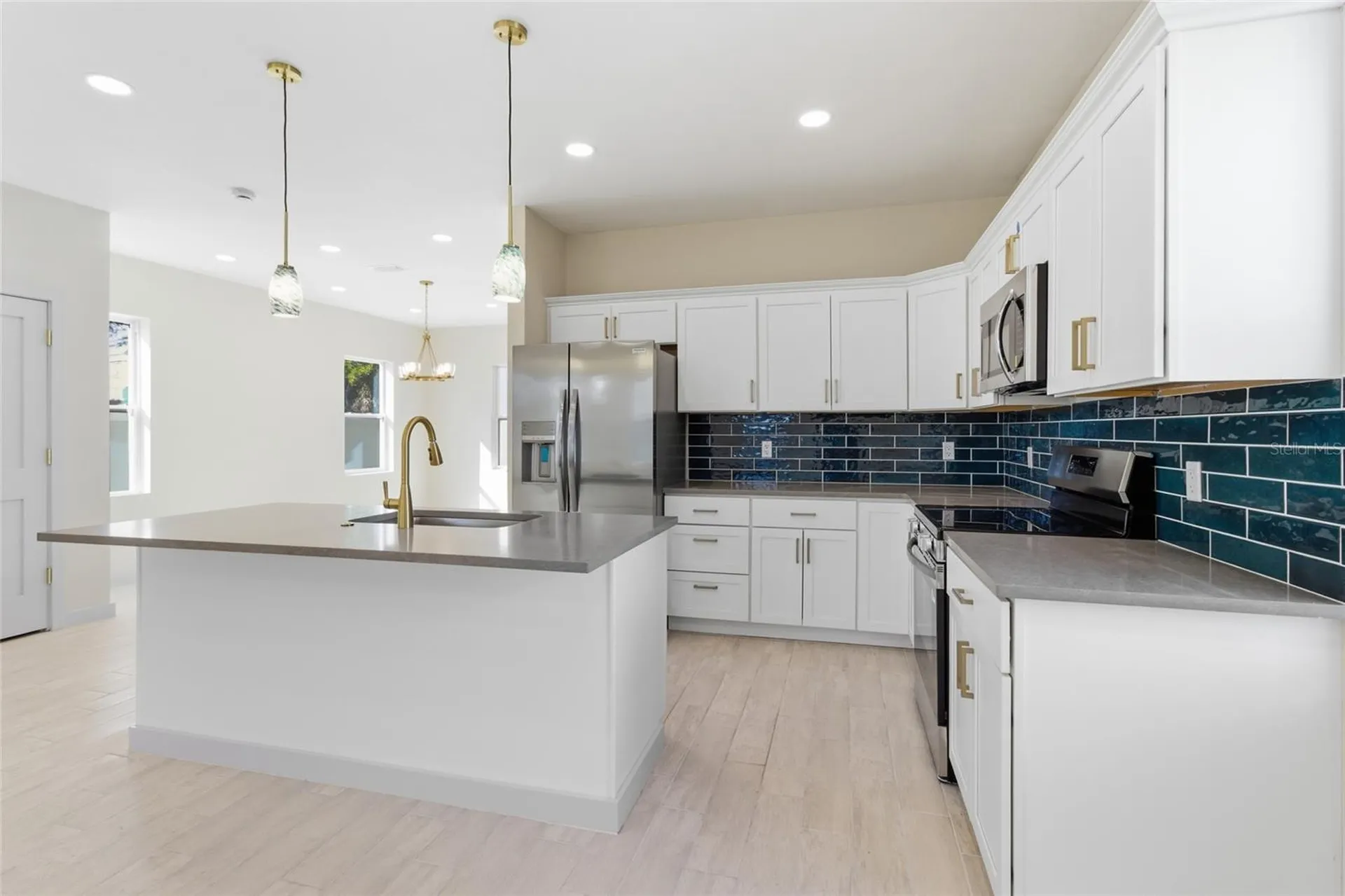 4759 11th Avenue S St Petersburg FL 33711