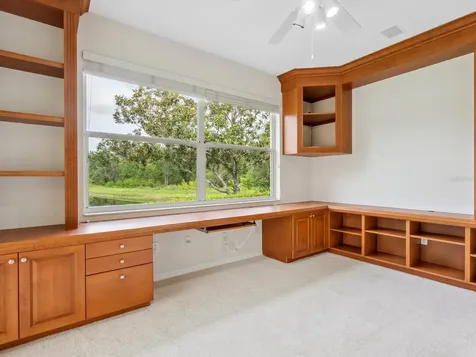 6811 Honeysuckle Trail Lakewood Ranch FL 34202