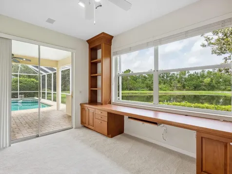 6811 Honeysuckle Trail Lakewood Ranch FL 34202
