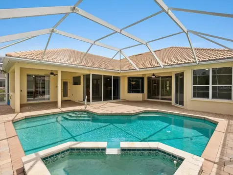 6811 Honeysuckle Trail Lakewood Ranch FL 34202
