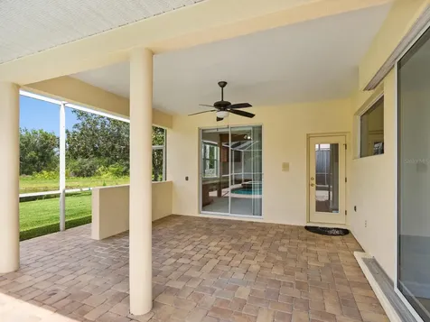 6811 Honeysuckle Trail Lakewood Ranch FL 34202