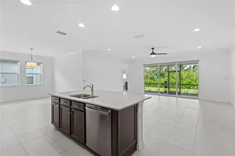 926 Fernleaf Run Bradenton FL 34212
