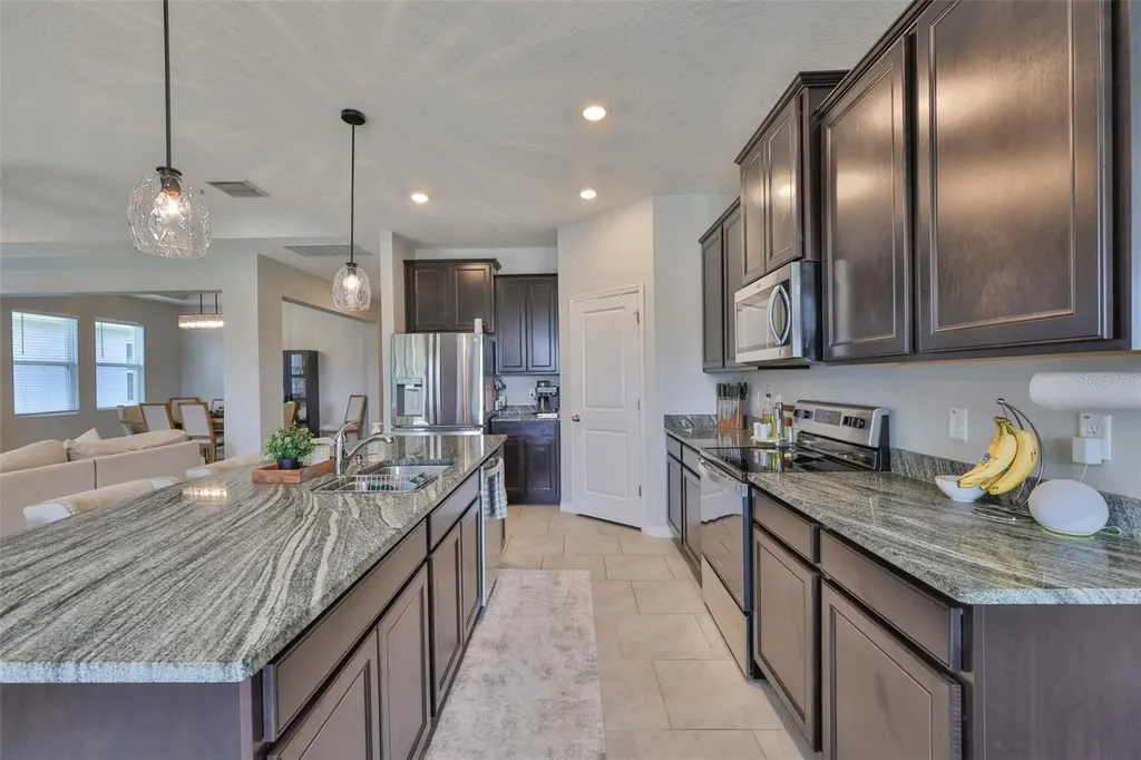 12382 Shining Willow Street Riverview FL 33579