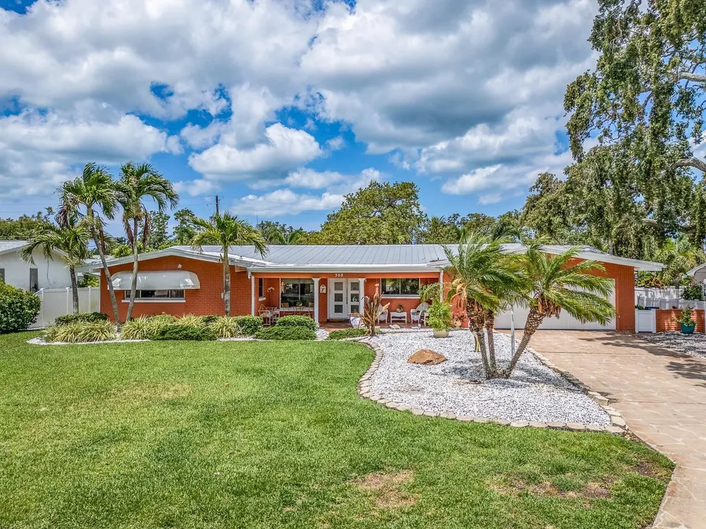 308 Cedar Lane Largo FL 33770