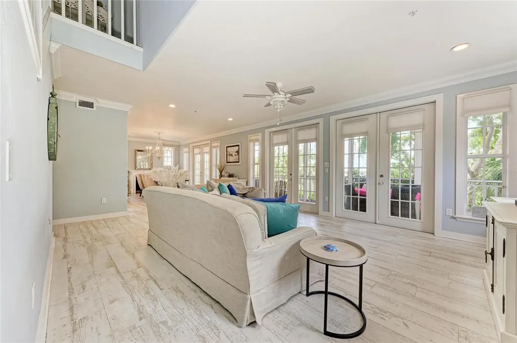 8963 Fishermens Bay Drive Sarasota FL 34231