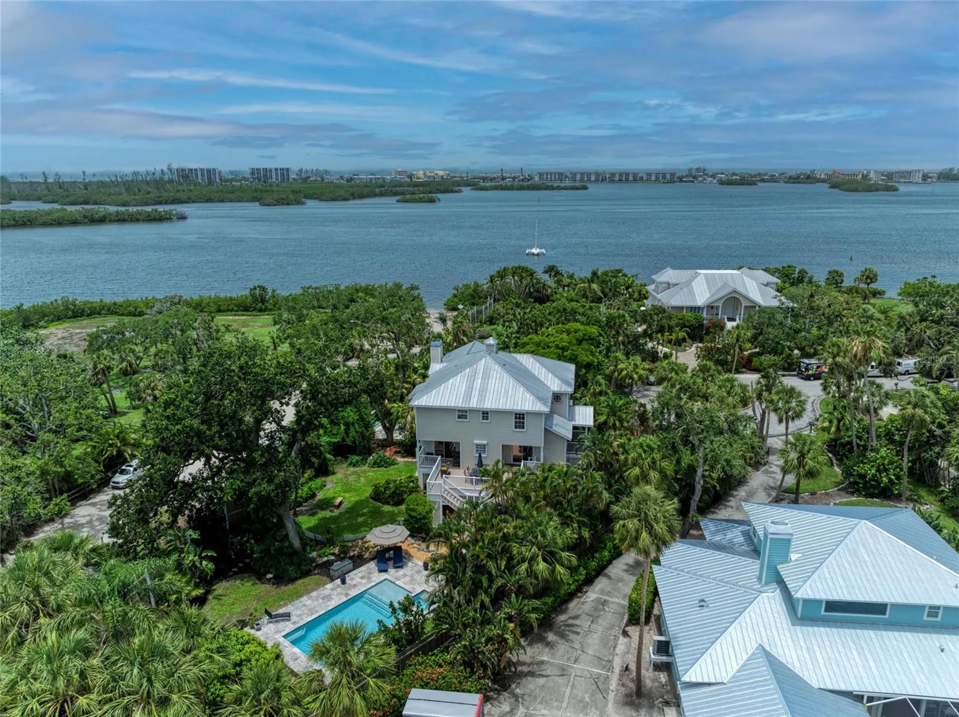 8963 Fishermens Bay Drive Sarasota FL 34231