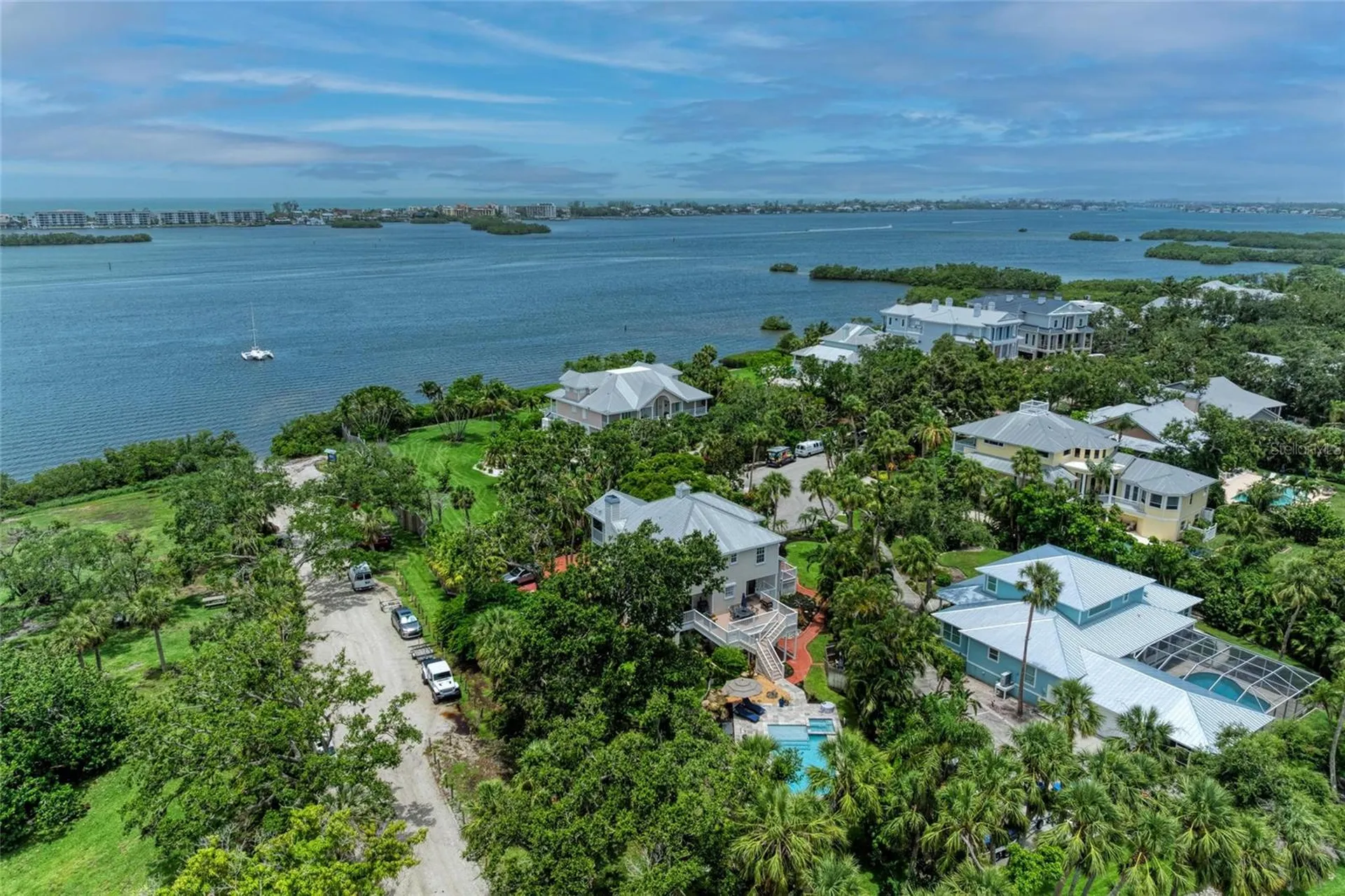 8963 Fishermens Bay Drive Sarasota FL 34231