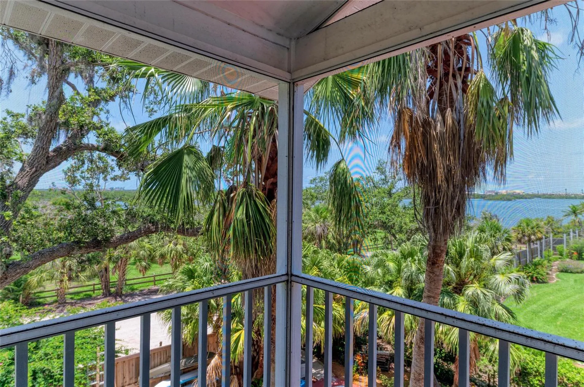 8963 Fishermens Bay Drive Sarasota FL 34231