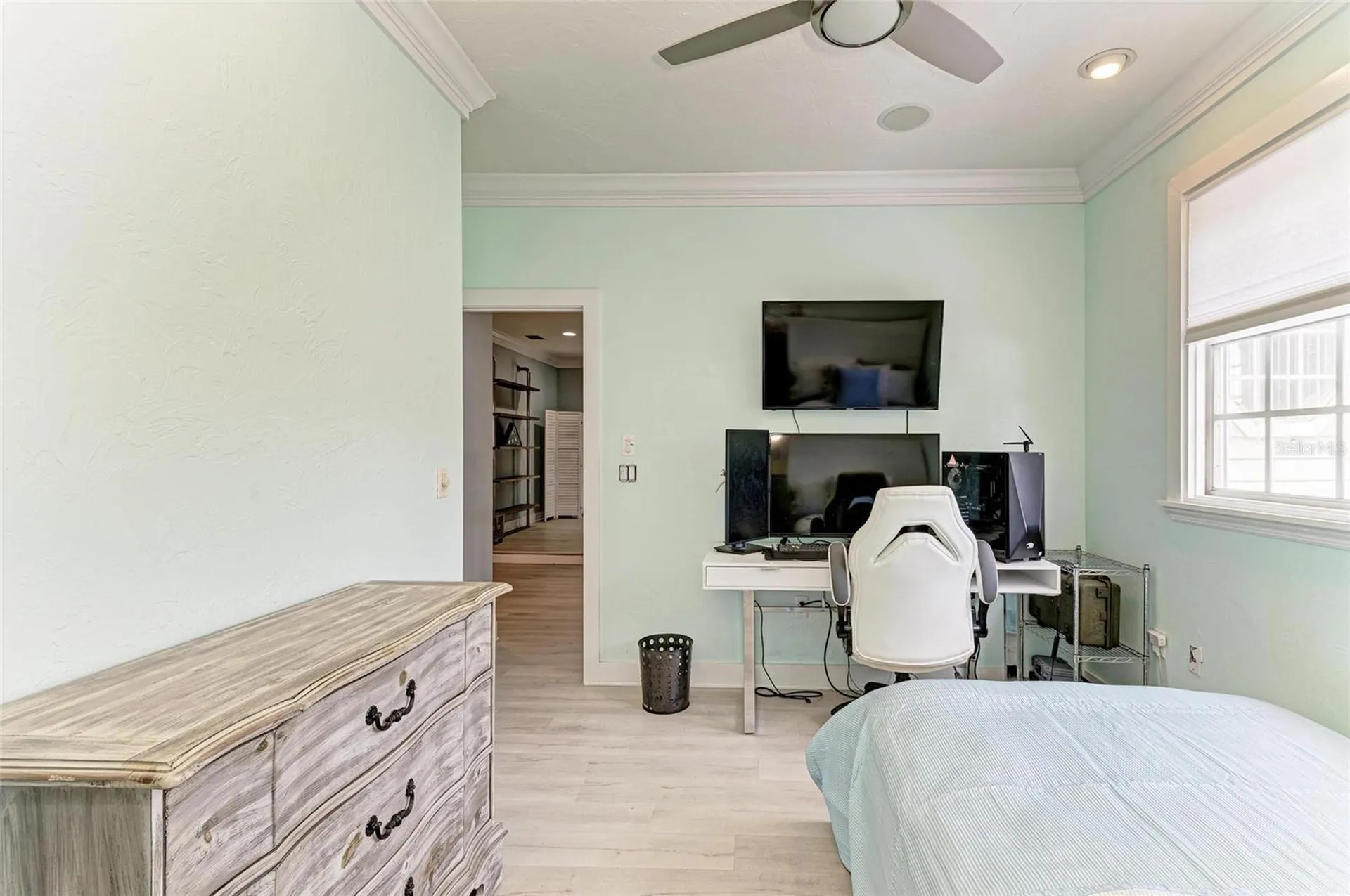 8963 Fishermens Bay Drive Sarasota FL 34231