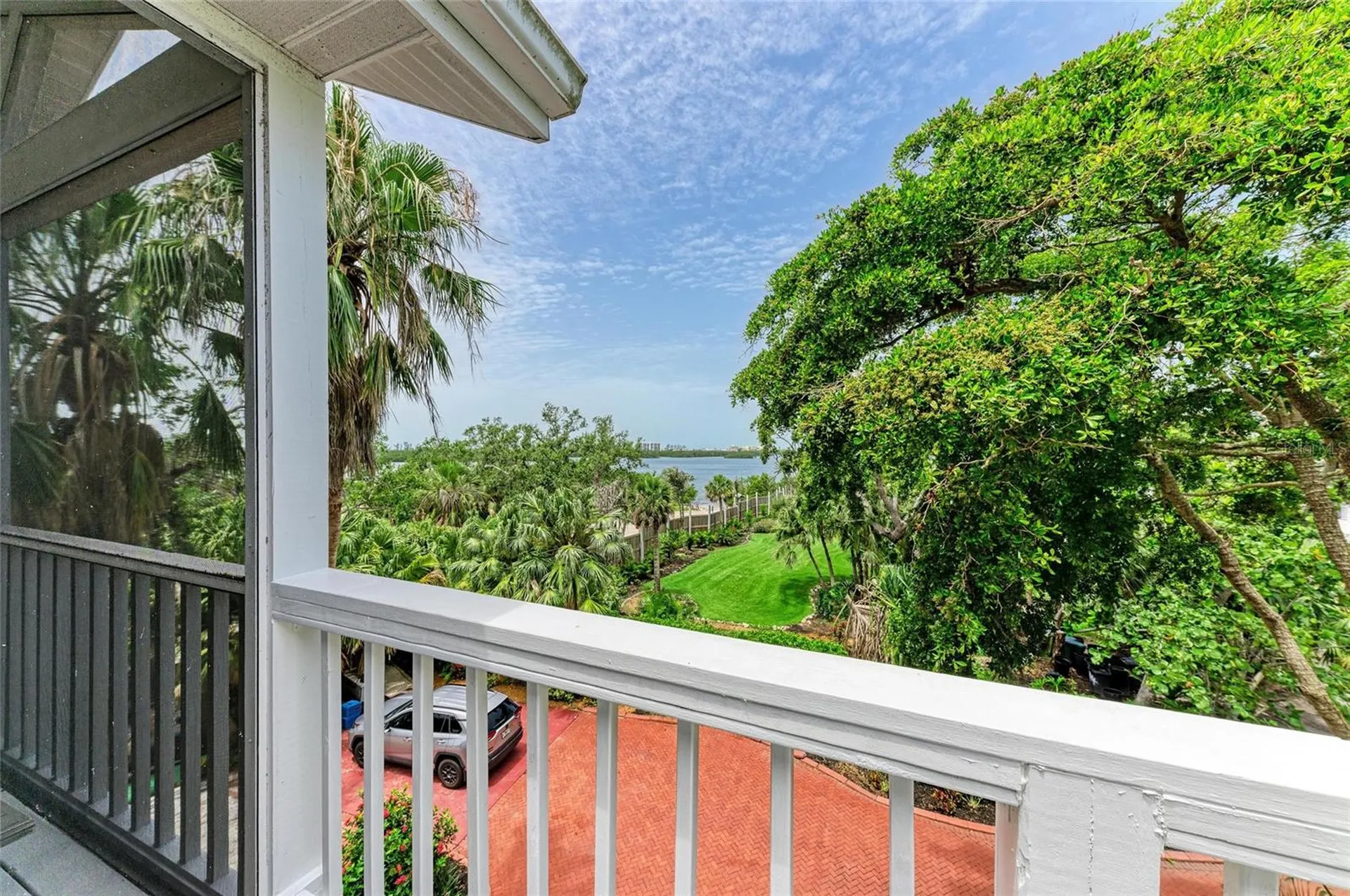 8963 Fishermens Bay Drive Sarasota FL 34231
