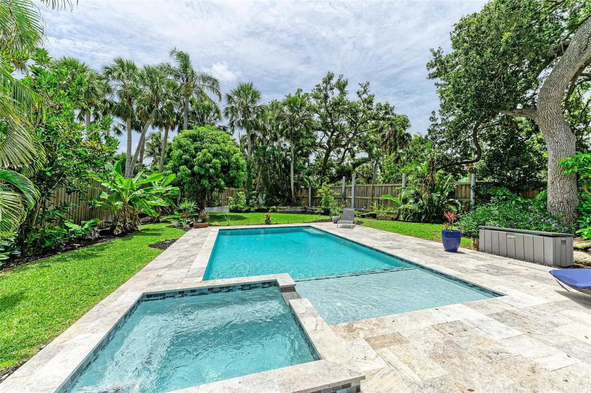 8963 Fishermens Bay Drive Sarasota FL 34231