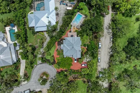 8963 Fishermens Bay Drive Sarasota FL 34231